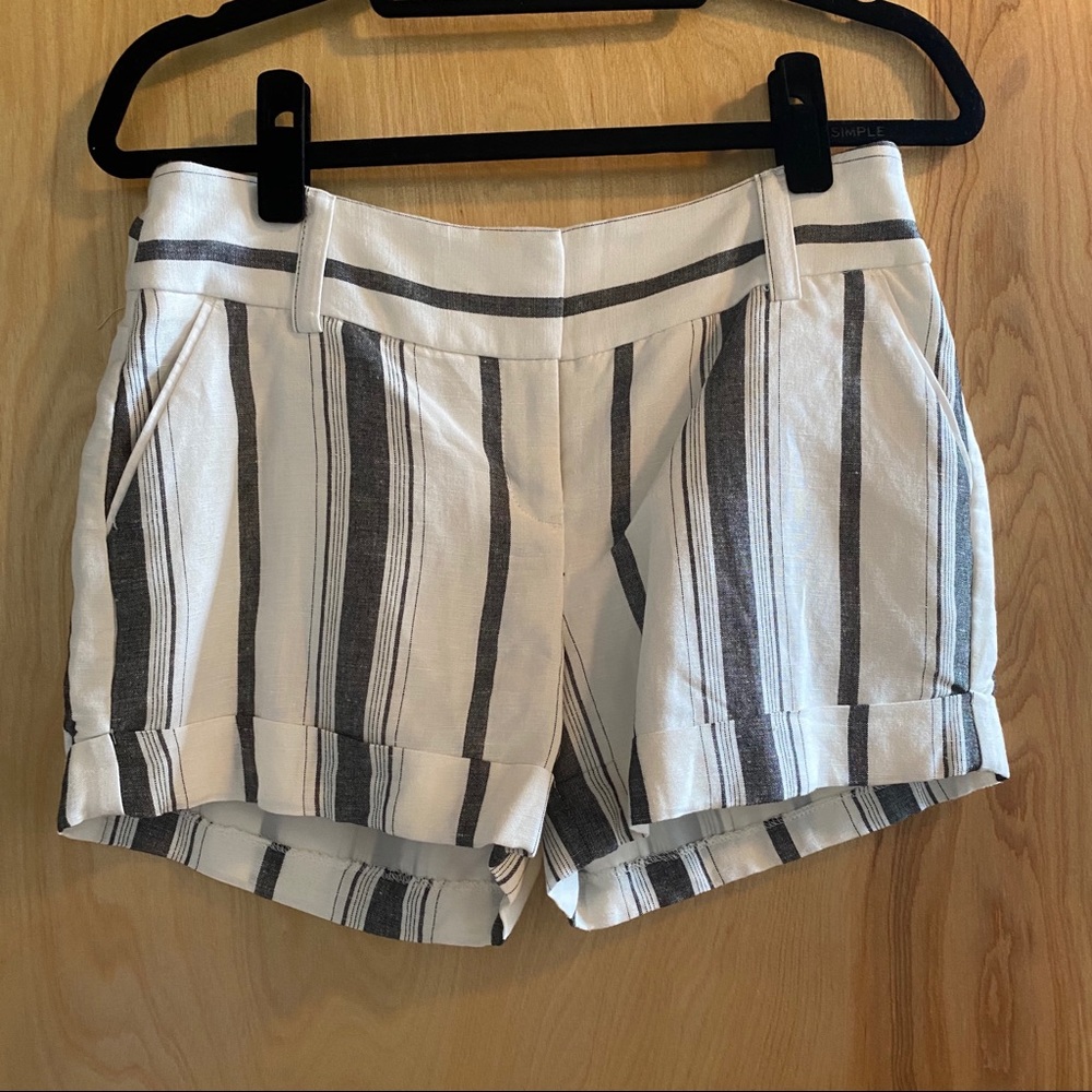 Midi low rise shorts